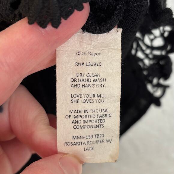 Show Me Your Mumu Rosarita Off Shoulder Lace Romper Black Boho Size Small - Picture 6 of 6
